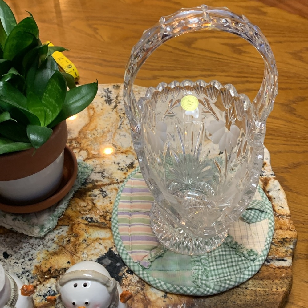 Vintage Princess House Crystal Basket - Picture 2 of 6
